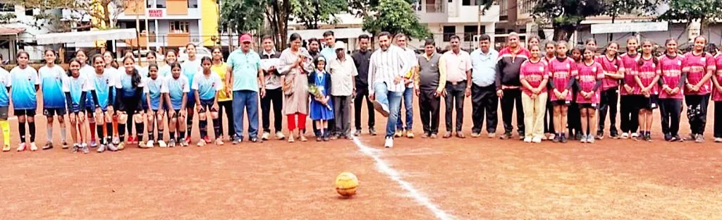 Sant Mira, D. P. School enters the final round