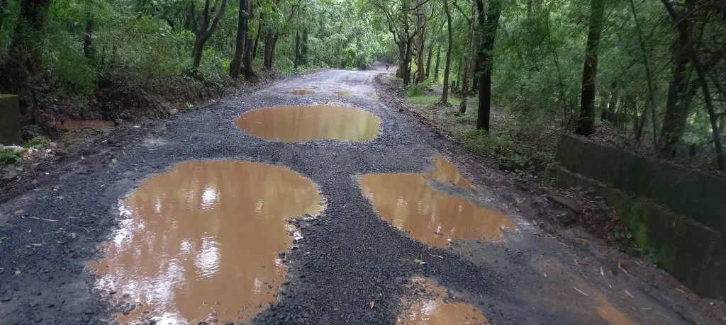 Jamboti-Khanapur State Highway or Pothole Highway?