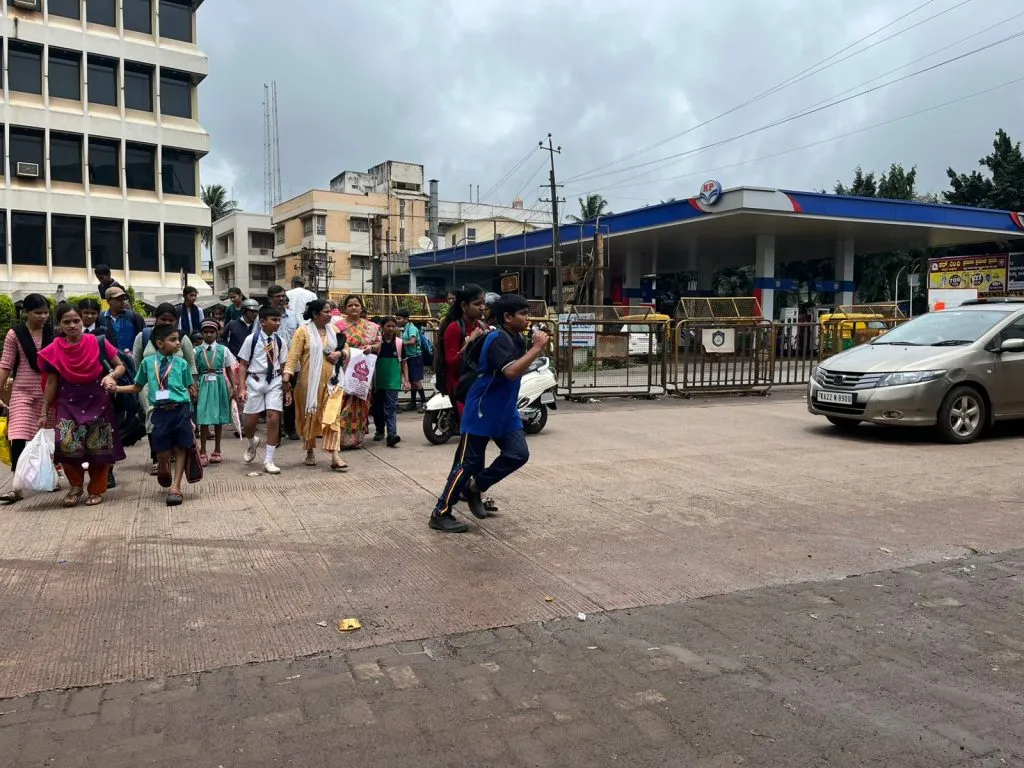 Students' lives hang in the balance while crossing the road