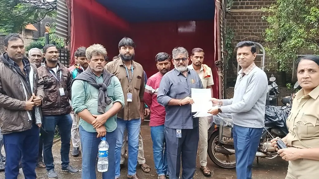 Ban carrying luggage in autorickshaws