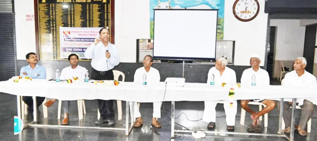 सेंद्रीय शेतीतून पर्यावरणाचे संतुलन राखण्यास मदत Helping to maintain environmental balance through organic farming