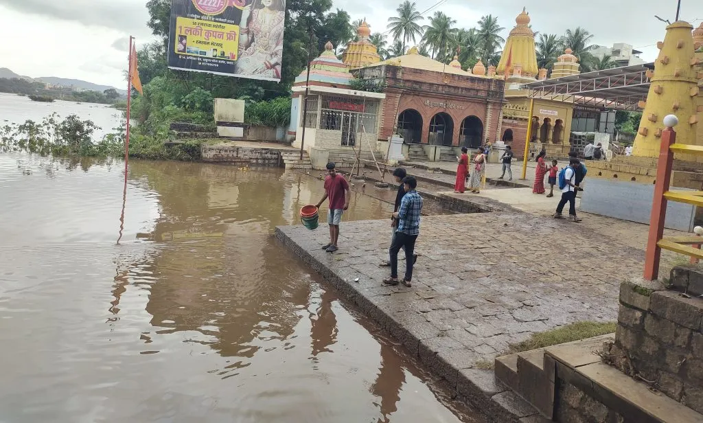 Rain takes a break; floodwaters recede