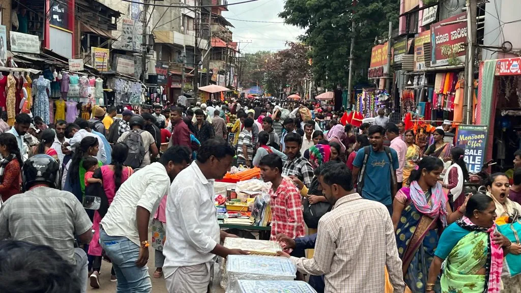 Atmosphere of excitement in the city for Bappa's arrival