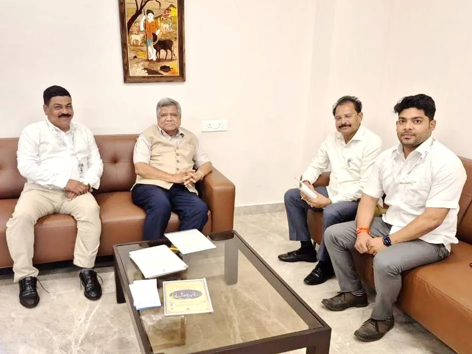 बेळगावात अॅस्ट्रोटर्फ हॉकी मैदानासाठी दिल्लीत मागणी Demand in Delhi for an Astroturf hockey ground in Belgaum