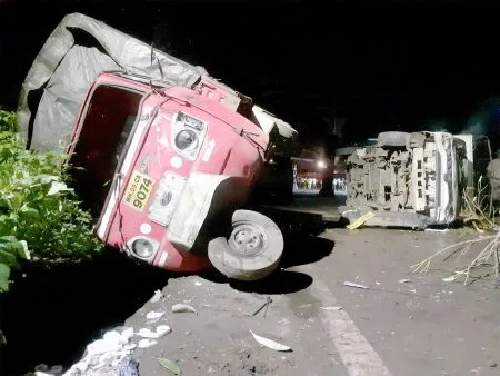 Stone-pelting and vehicle arson in Siddharthnagar