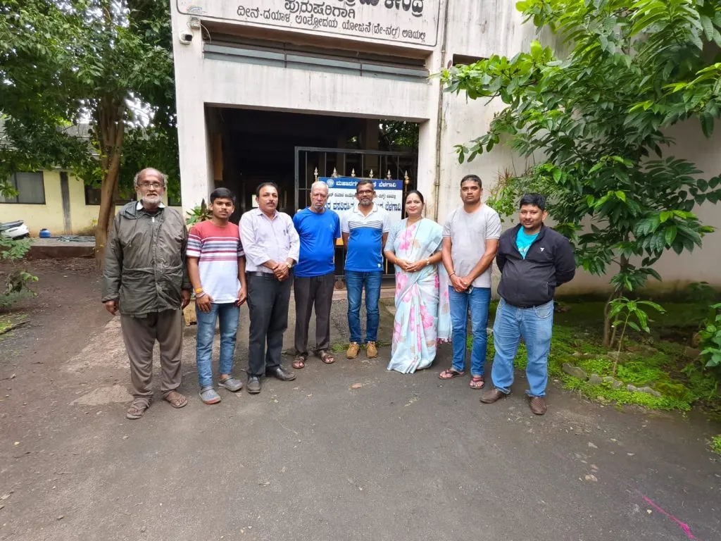 Homeless elderly man sent to a homeless center