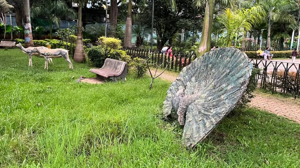 The poor condition of Mahatma Gandhi Park in Shahapur