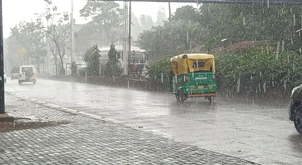 Heavy rains in the city area