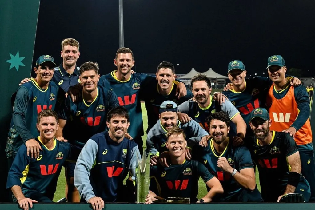 रोमांचक विजयासह ऑस्ट्रेलियाने जिंकली मालिका Australia won the series with a thrilling victory