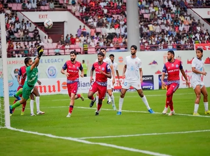 Jamshedpur, North East United in quarterfinals