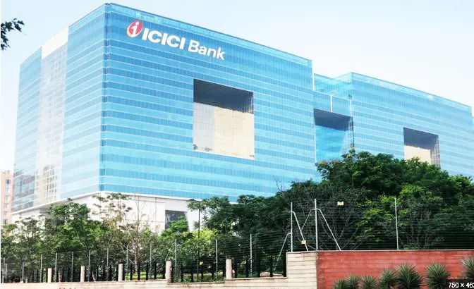 ICICI reduces minimum balance limit