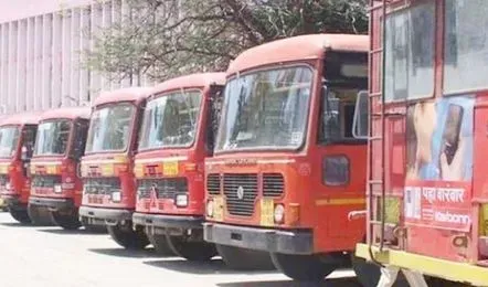 ‘रक्षाबंधन’ची रत्नागिरी एसटी विभागाला ‘ओवाळणी’ 'Raksha Bandhan's gift to the Ratnagiri ST division