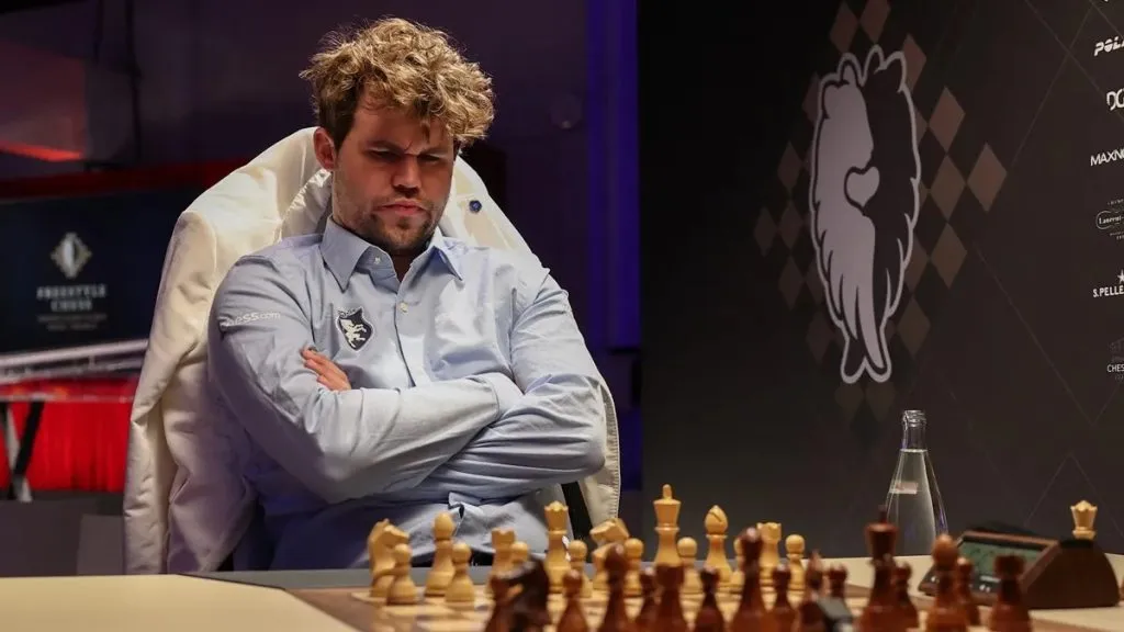 Norway's Carlsen wins