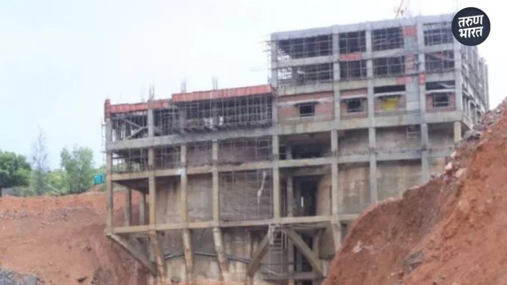 Kolhapur Thet Pipeline: थेट पाईपलाईन दमलीये मग जुनी कुठे गेली?, शहरात महिलांचे संतप्त चित्र Kalammawadi direct pipeline project implemented problem leakage