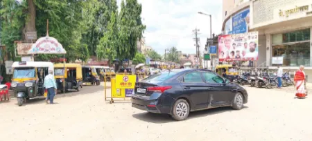 Who Will Bring Order to Miraj's Traffic?