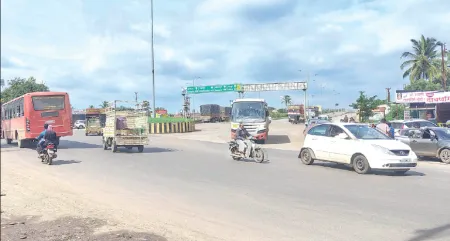 Ankali Phata Chowk: A hotspot for minor and major accidents!