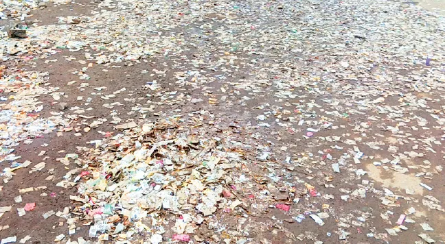 Paper blasts set off during arrival processions are becoming a nuisance