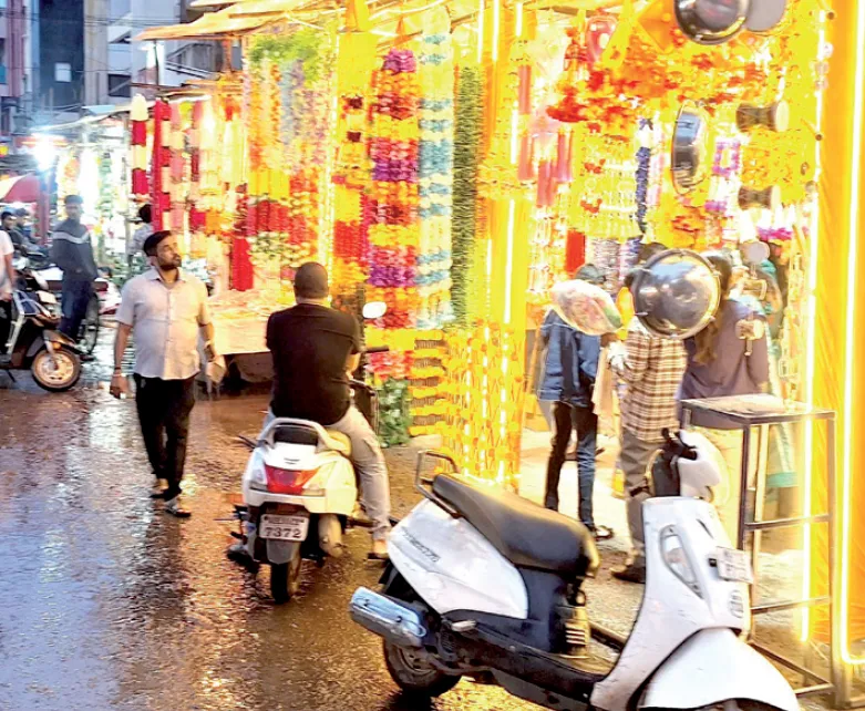 Sanglikars all set for Ganeshotsav...