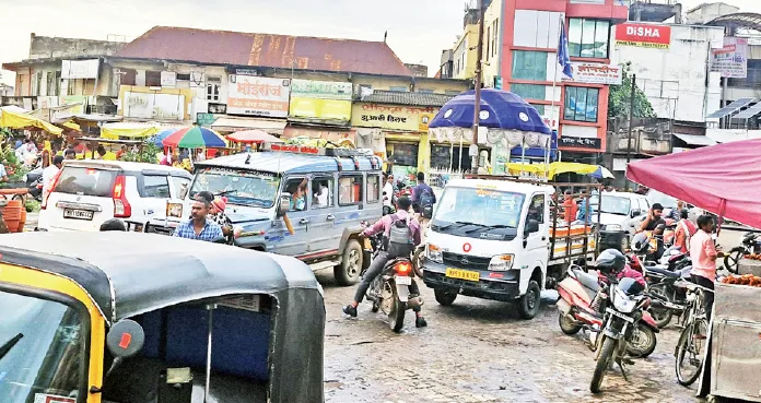 No-Parking Zone Concept in Phaltan in Shambles