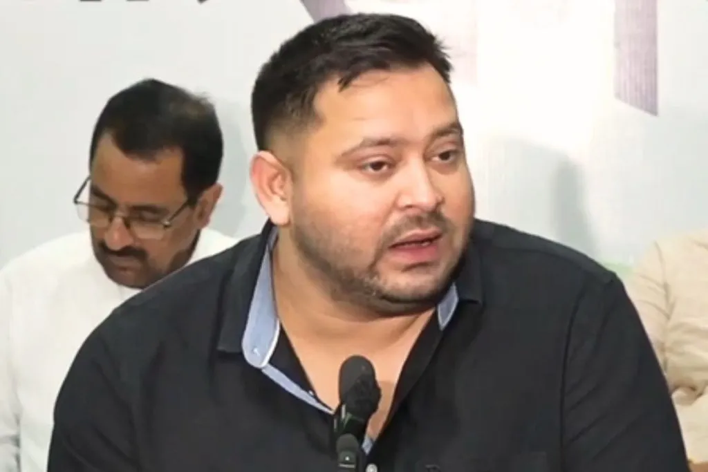 Tejashwi Yadav faces charges against the commission