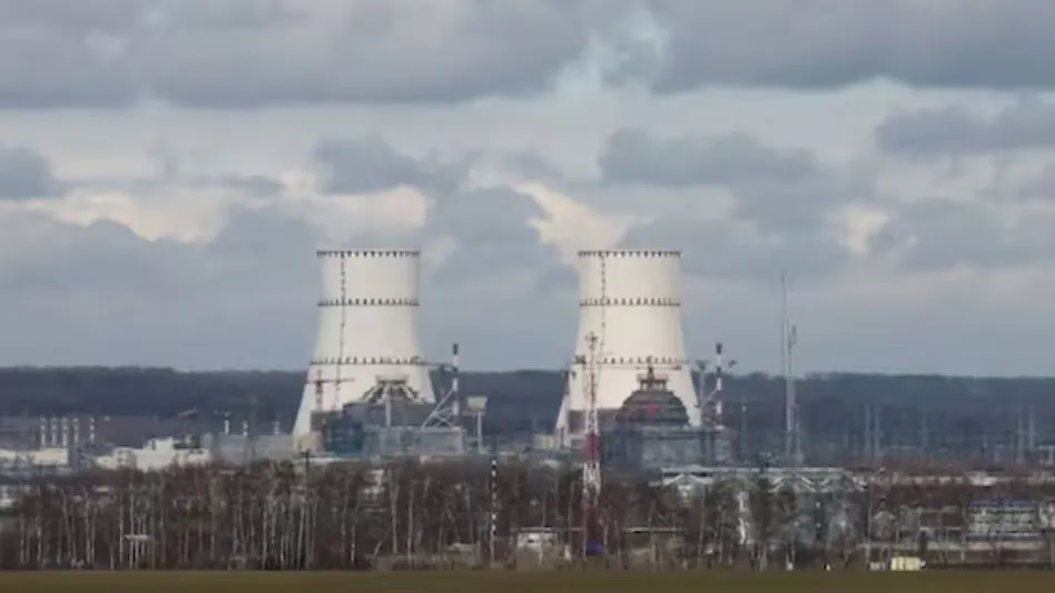 युक्रेनचा स्वातंत्र्यदिन, रशियात भीषण ड्रोन हल्ला Ukraine's Independence Day, a terrible drone attack in Russia