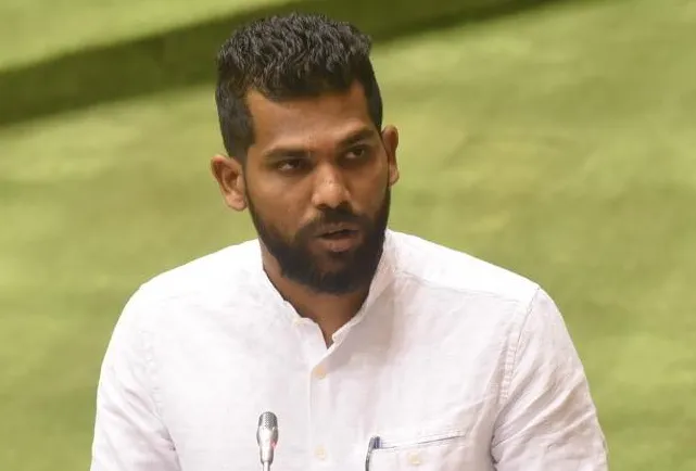 घरे नियमितीकरण विधेयक बिगर गोमंतकीयांच्या हिताचे Housing regularization bill is in the interest of non-Gomantikas