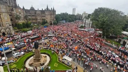 मराठा आरक्षण : वंशावळ समितीला आणखी मुदतवाढ Maratha Reservation: Genealogy Committee Gets Further Extension