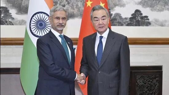 Arrival of Chinese Foreign Minister