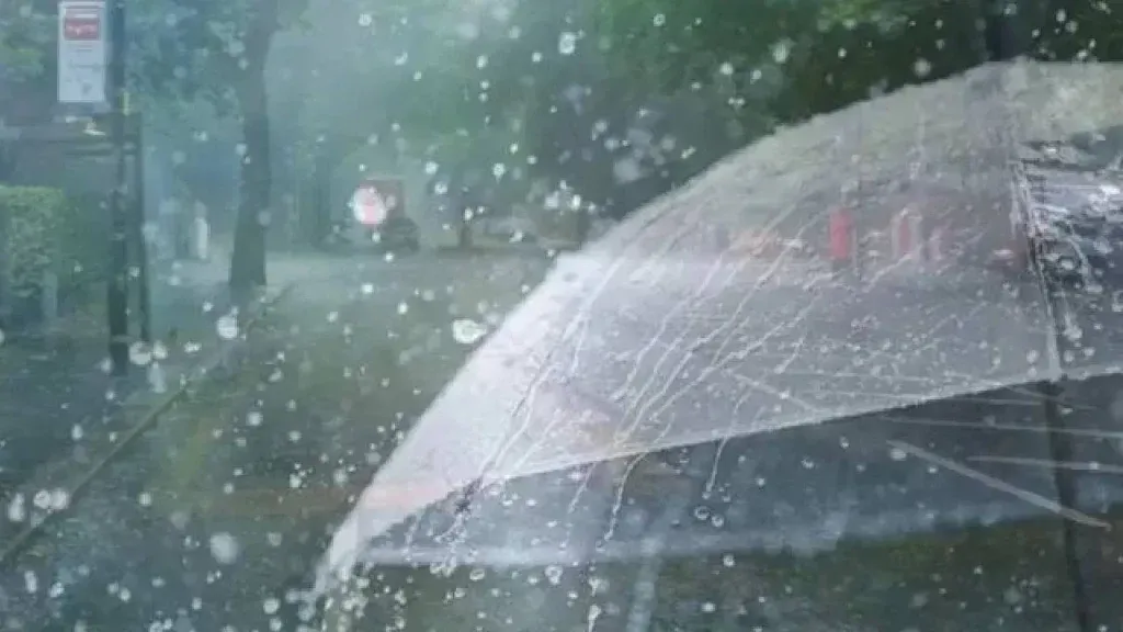 उघडीपीनंतर पुन्हा पावसाची सुरुवात Rain likely to increase in intensity in the state today