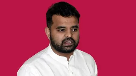 जन्मठेप, 11.60 लाखांचा दंड Life imprisonment, fine of Rs 11.60 lakhs