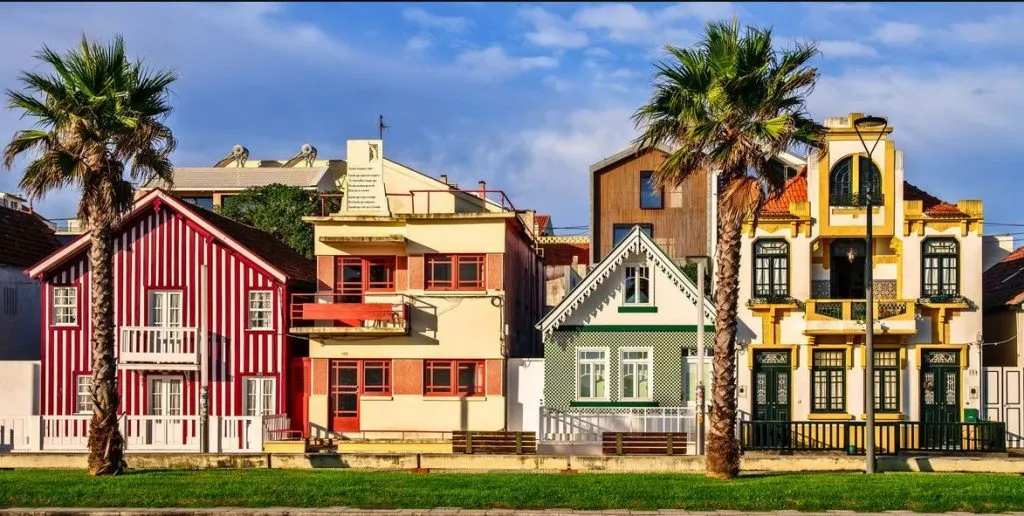 Wrote houses in Europe