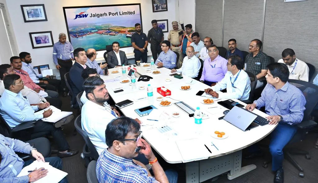 जयगड बंदर हब म्हणून विकसित करणार Jaigad Port to be developed as a hub