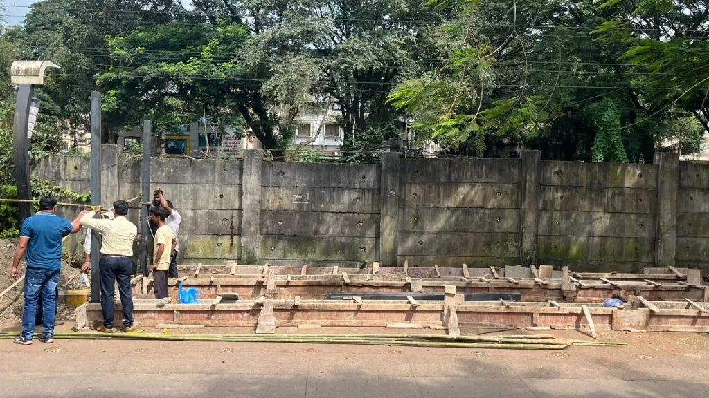 Work begins on new bus stop near first railway gate