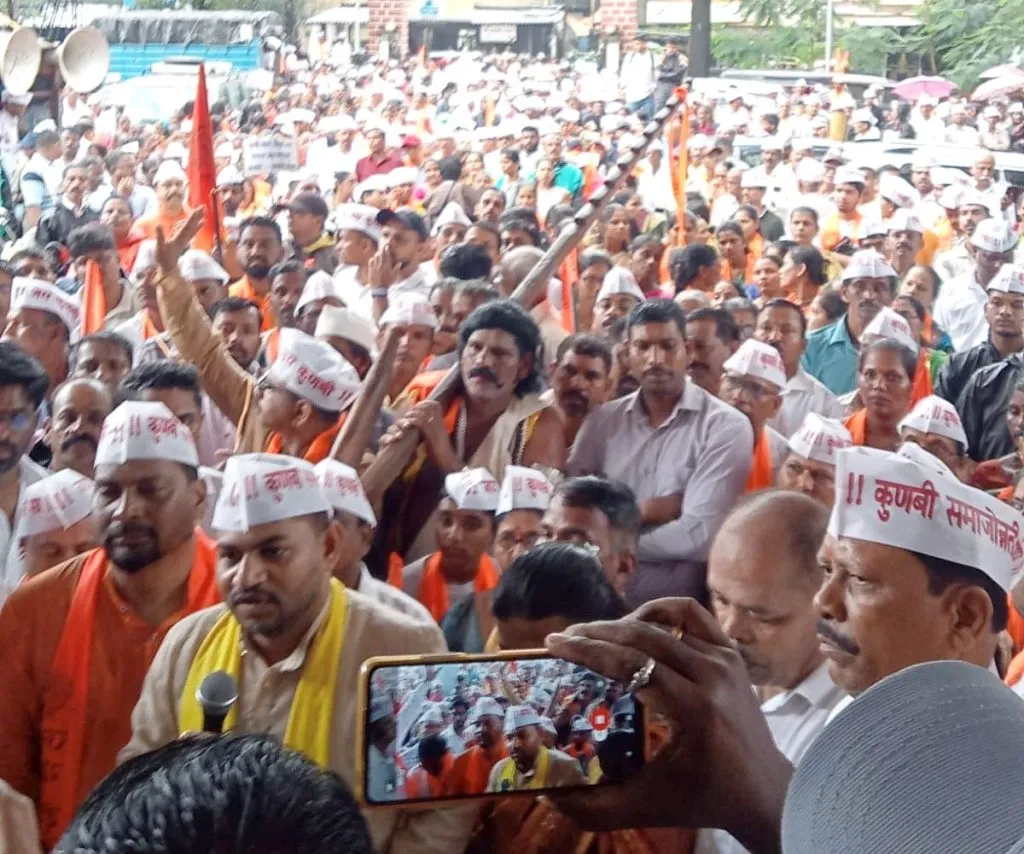 ओबीसी समाजाची निदर्शने Protests by the OBC community