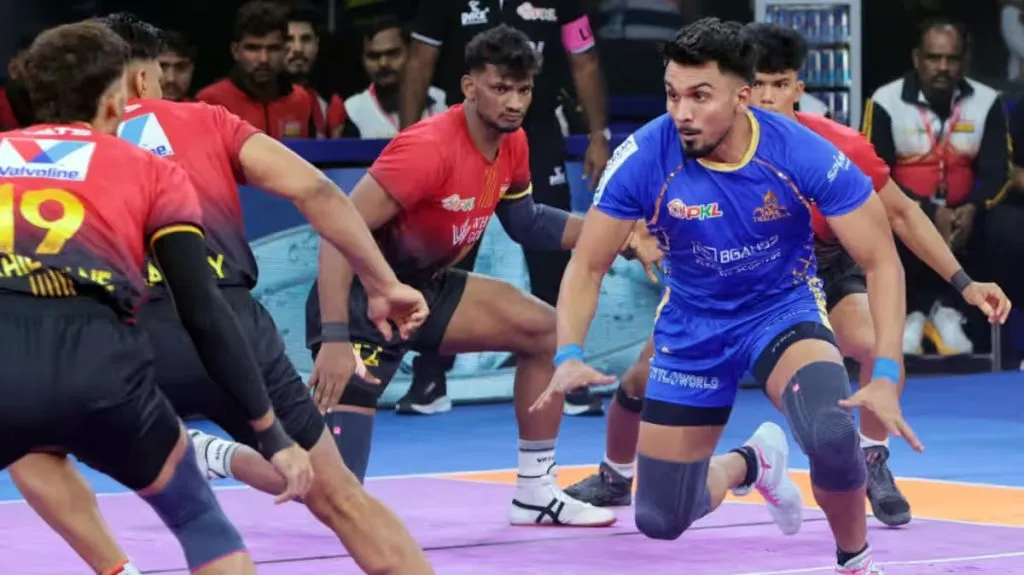 तामिळ थलैवाजचा बेंगळूर बुल्सवर रोमांचक विजय RP Singh, Pragyan Ojha in national selection committee