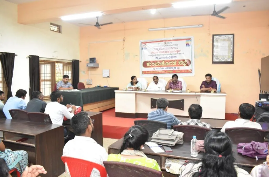 It is mandatory to provide work to laborers under the Employment Guarantee Scheme.