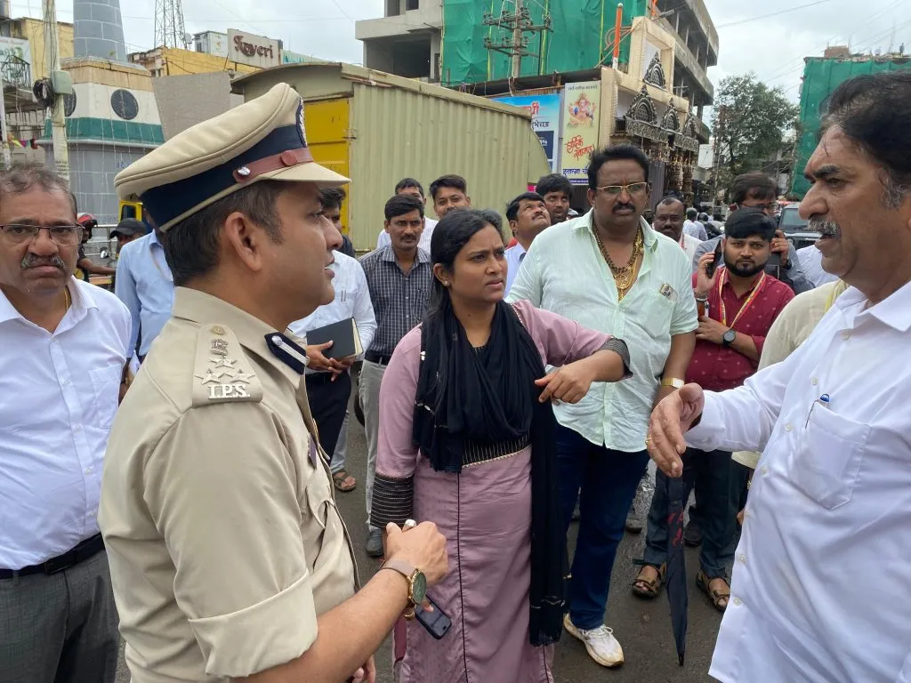 A large gallery will be set up for devotees during immersion.