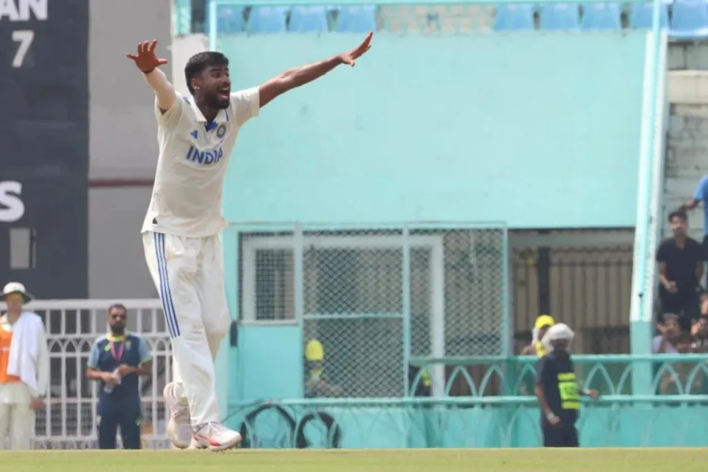 McSweeney, Edwards hit half-centuries