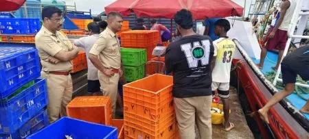 Superintendent of Police Bagate interacted with fishermen