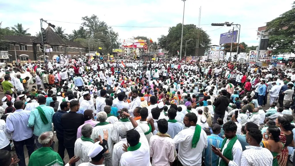 ‘जय किसान’च्या समर्थनार्थ शेतकऱ्यांचा मोर्चा Farmers' march in support of 'Jai Kisan'