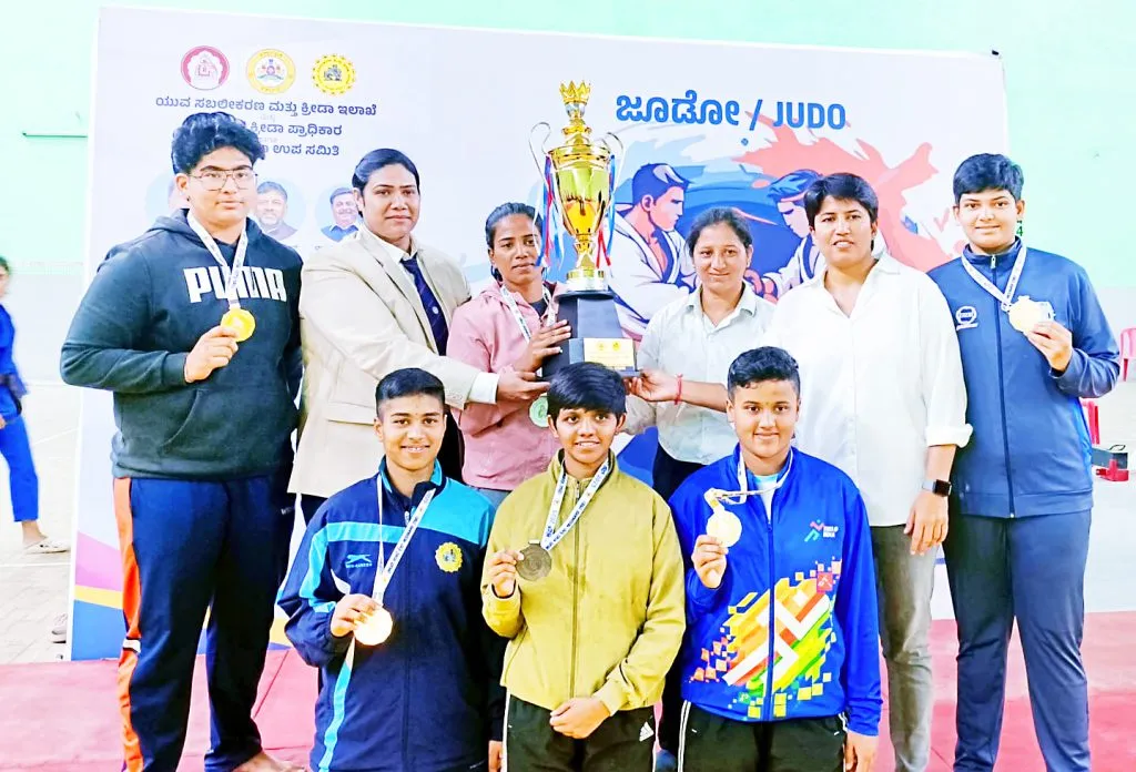 बेळगाव मुलींच्या ज्युडो संघाला चौथ्यांदा जेतेपद Belgaum girls' judo team wins title for the fourth time