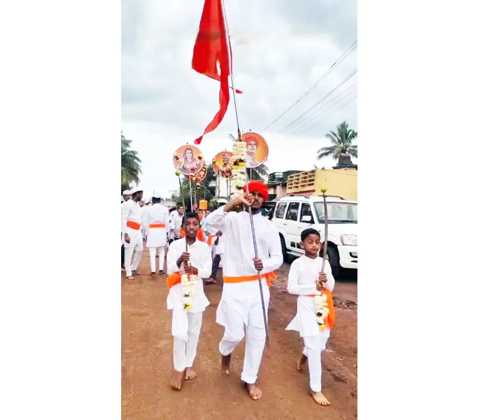 Participation of cowherds in the race in Ambewadi