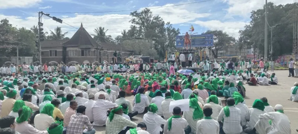 Elgar again against 'Jai Kisan'