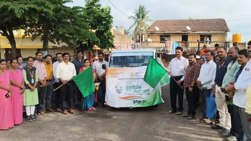 ‘स्वच्छता ही सेवा’अंतर्गत बस्तवाडमध्ये जागृती Awareness campaign in Bastwad under 'Cleanliness is Service'