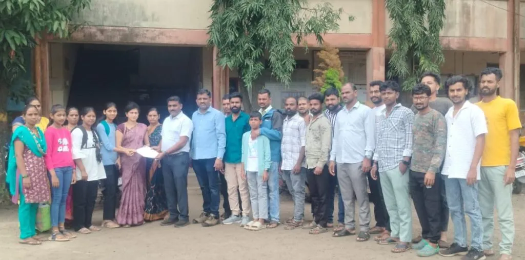 Passengers and students suffer as bus service collapses