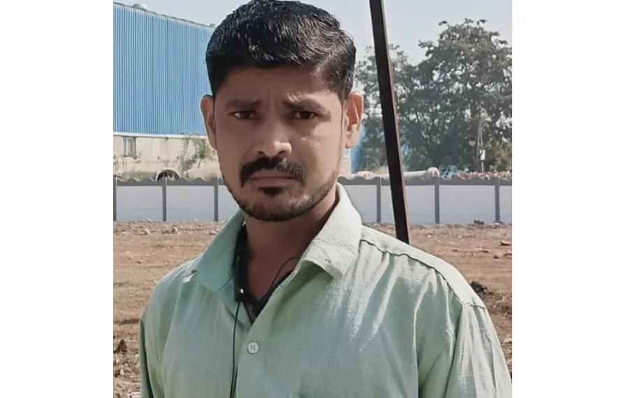 वाहनाच्या धडकेने अळणावरचा तरुण ठार A young man was killed in a vehicle collision on the Aalan River.