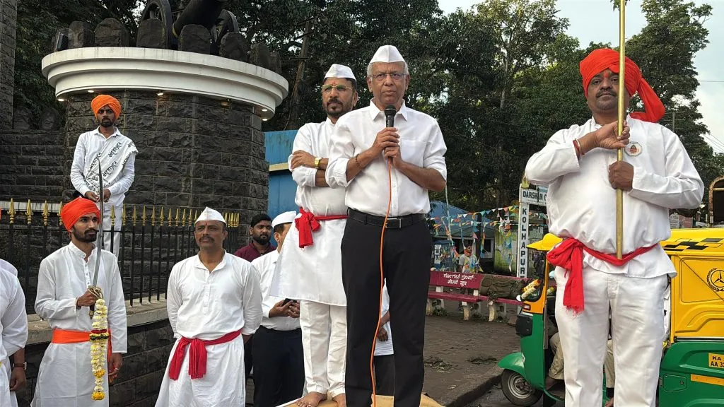 Dr. M.D. Dixit's guidance to the youth in the race