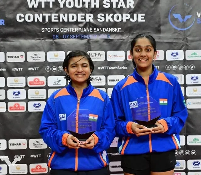 अनन्या, दिव्यांशीला सुवर्णपदक Ananya, Divyanshi win gold medals