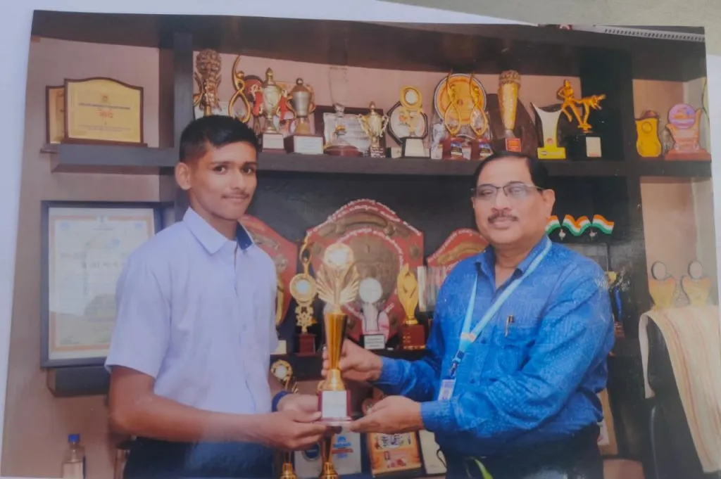Soham Patil honored by Jyoti College