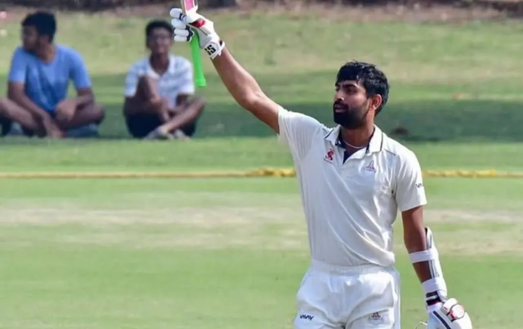 Philip's unbeaten century, Jagadishan's unbeaten half-century